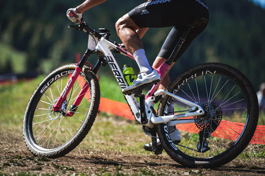 Mako Evo | World Cup Proven. Ingeniería extrema. Evolución sin concesiones.
